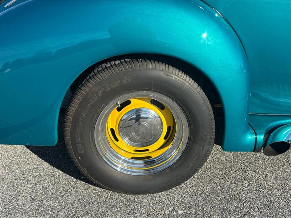 1939 Ford Standard & Deluxe & Super Deluxe - Image 27 of 31