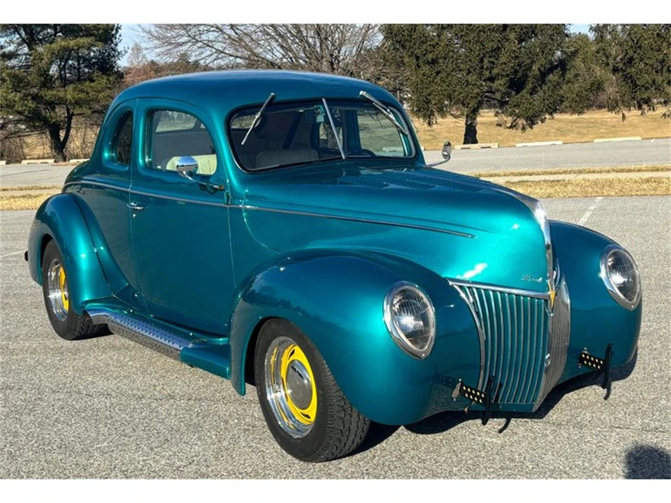 1939 Ford Standard & Deluxe & Super Deluxe - Image 22 of 31