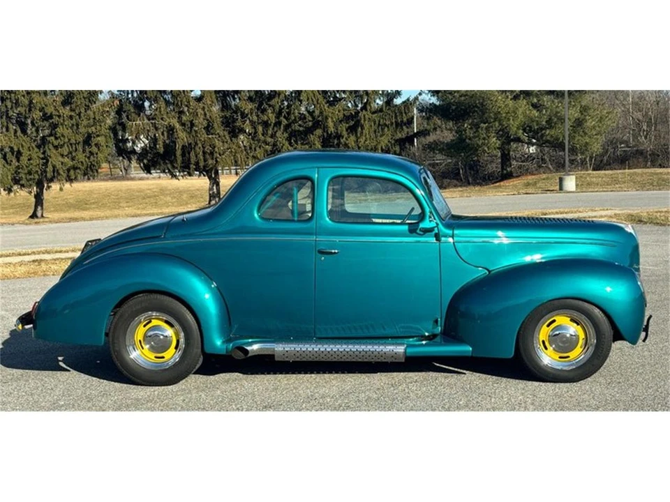 1939 Ford Standard & Deluxe & Super Deluxe - Image 2 of 31