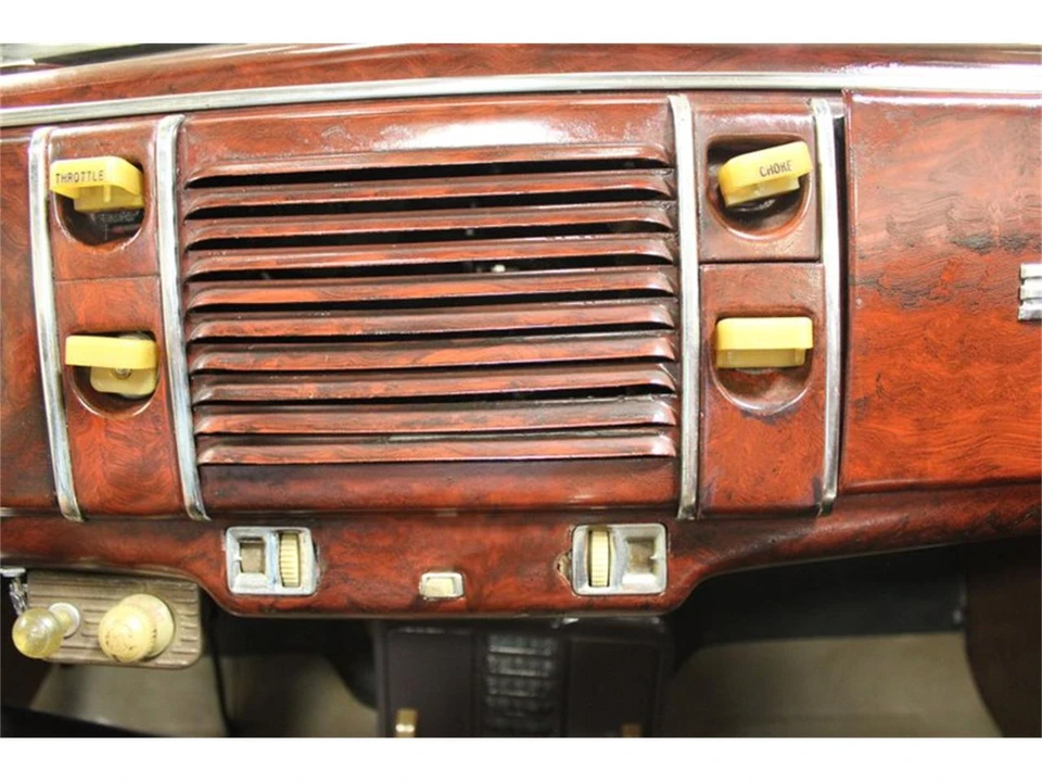 1939 Ford Standard & Deluxe & Super Deluxe - Image 27 of 31