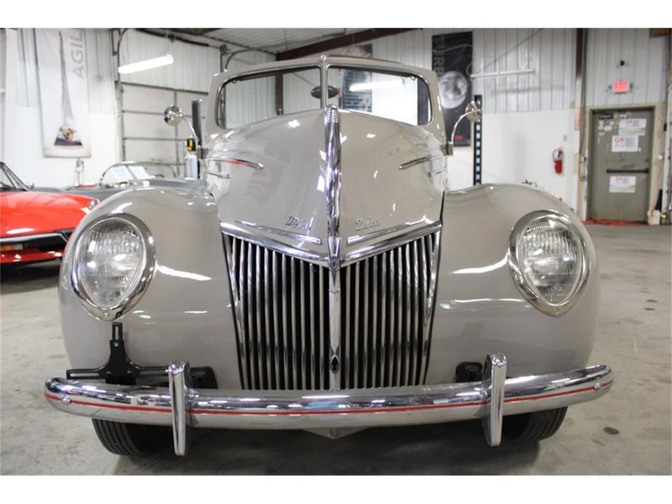 1939 Ford Standard & Deluxe & Super Deluxe - Image 9 of 31