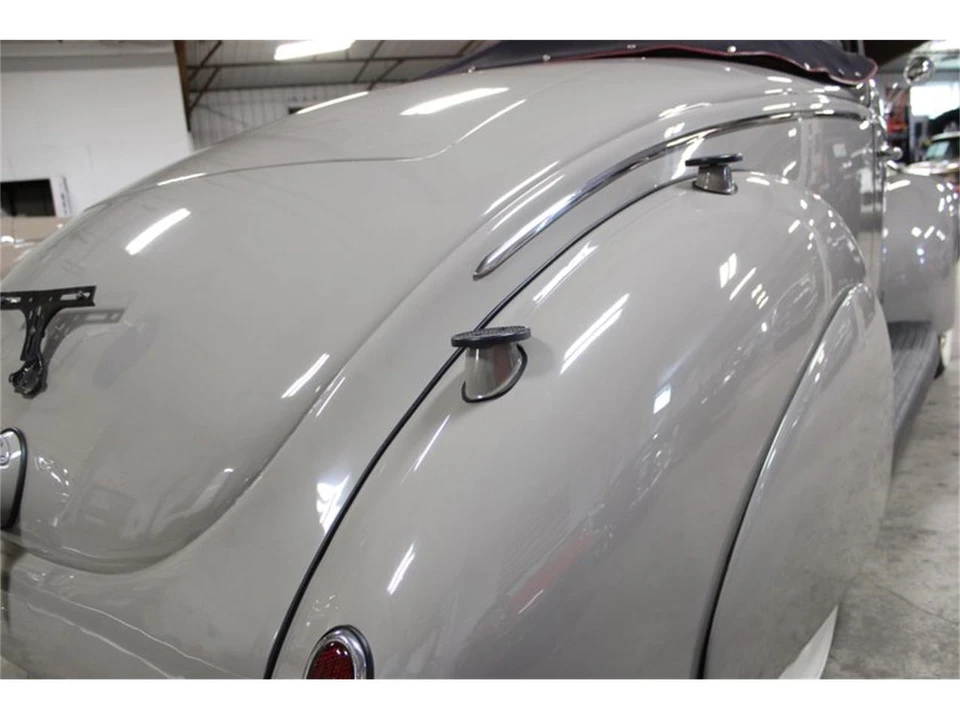 1939 Ford Standard & Deluxe & Super Deluxe - Image 12 of 31