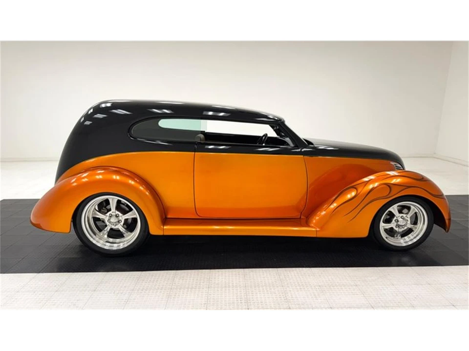 1939 Ford Standard & Deluxe & Super Deluxe - Image 6 of 31
