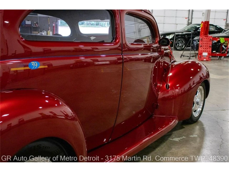 1939 Ford Standard & Deluxe & Super Deluxe - Image 21 of 31