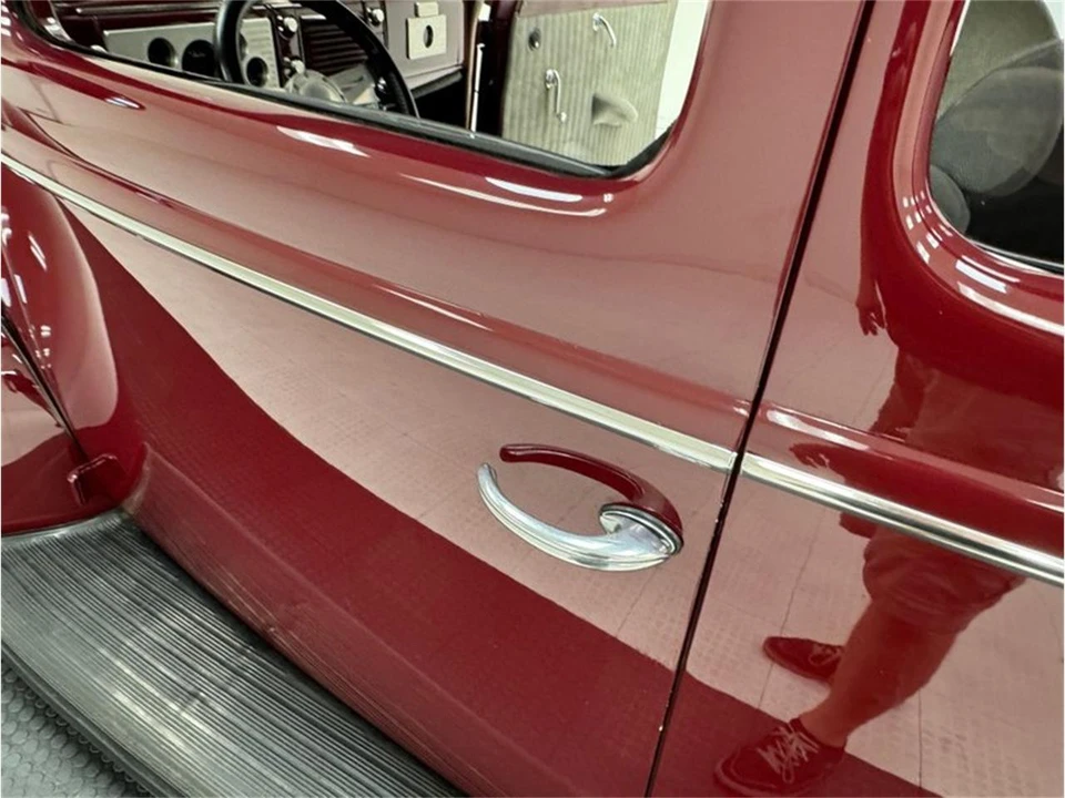 1939 Ford Standard & Deluxe & Super Deluxe - Image 28 of 31