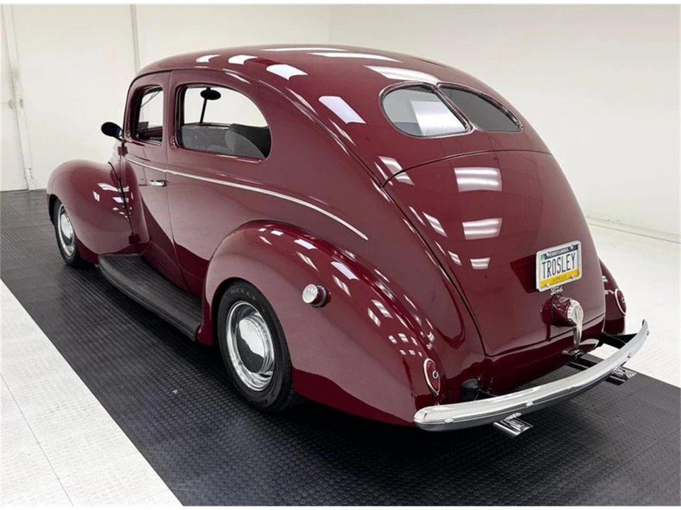 1939 Ford Standard & Deluxe & Super Deluxe - Image 3 of 31