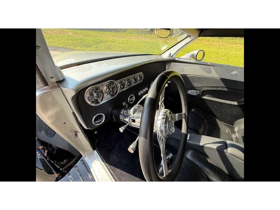1939 Ford Standard & Deluxe & Super Deluxe - Image 10 of 21
