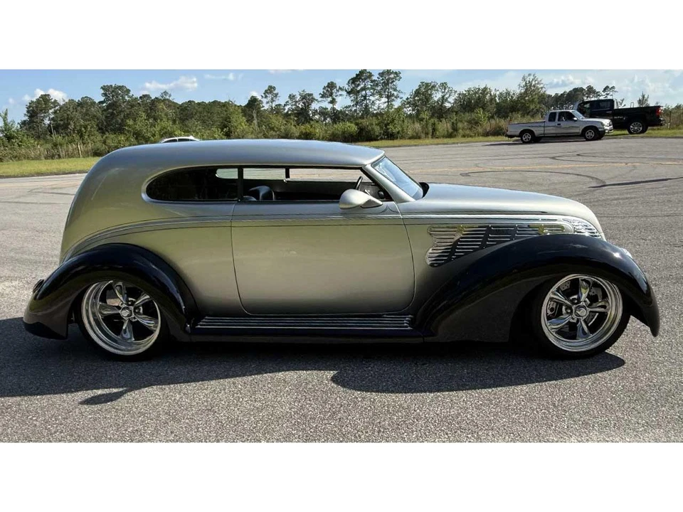 1939 Ford Standard & Deluxe & Super Deluxe - Image 5 of 21