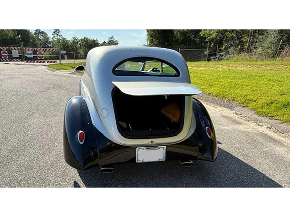 1939 Ford Standard & Deluxe & Super Deluxe - Image 7 of 21