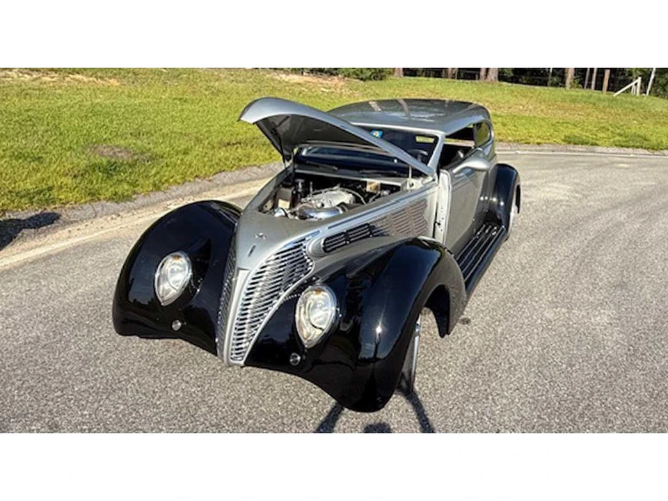 1939 Ford Standard & Deluxe & Super Deluxe - Image 17 of 21