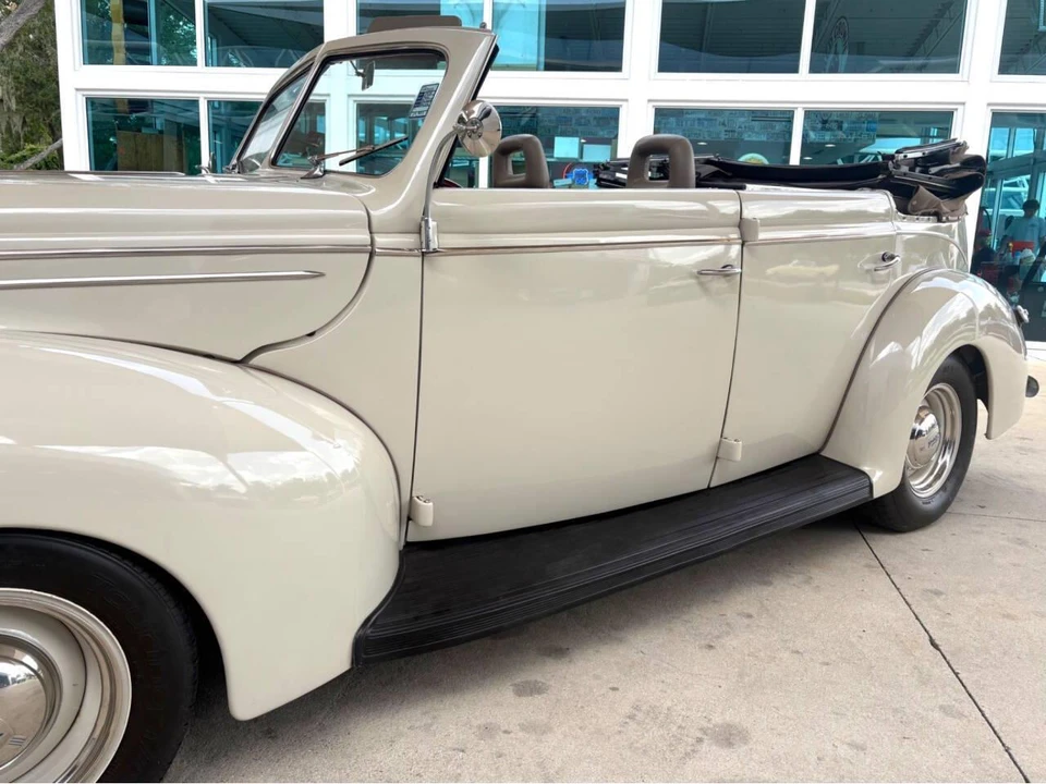 1939 Ford Standard & Deluxe & Super Deluxe - Image 13 of 31