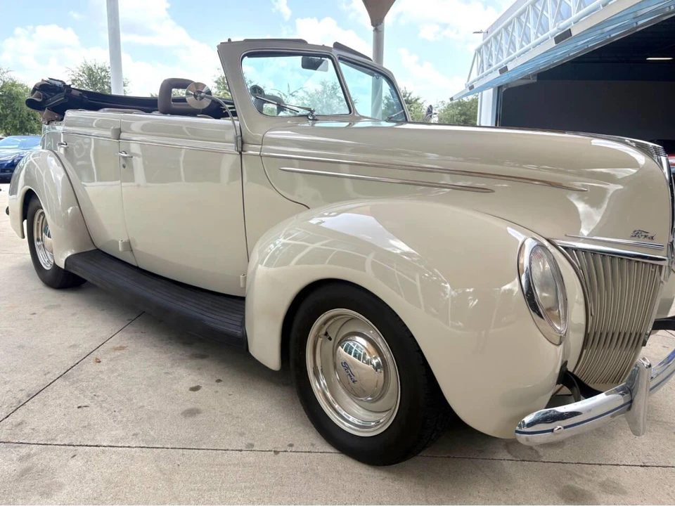 1939 Ford Standard & Deluxe & Super Deluxe - Image 19 of 31