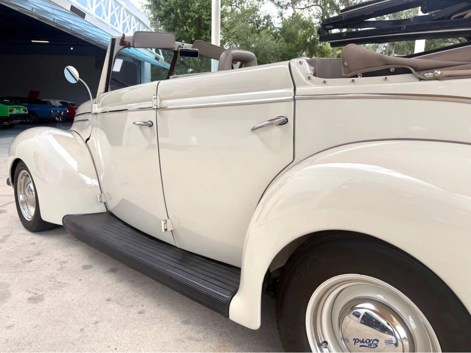 1939 Ford Standard & Deluxe & Super Deluxe - Image 14 of 31