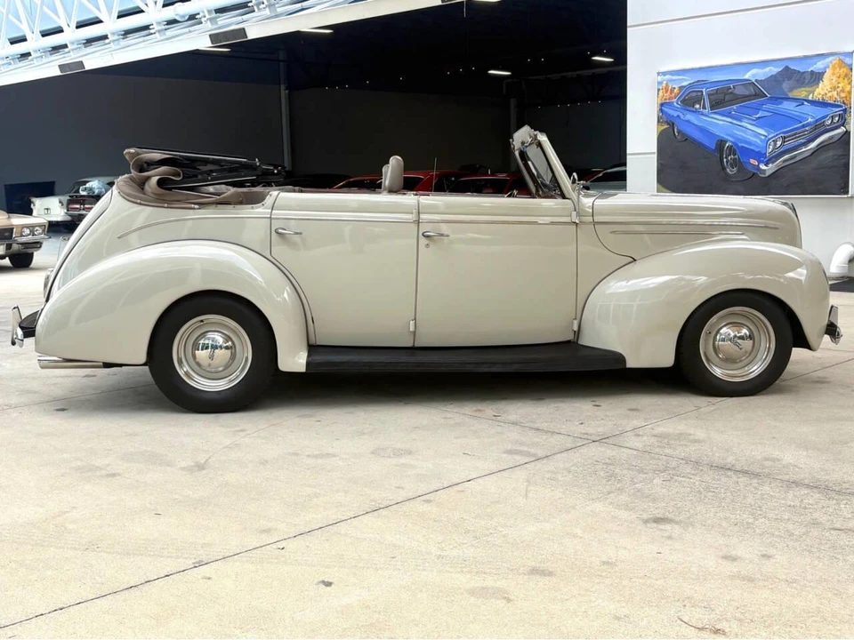 1939 Ford Standard & Deluxe & Super Deluxe - Image 5 of 31