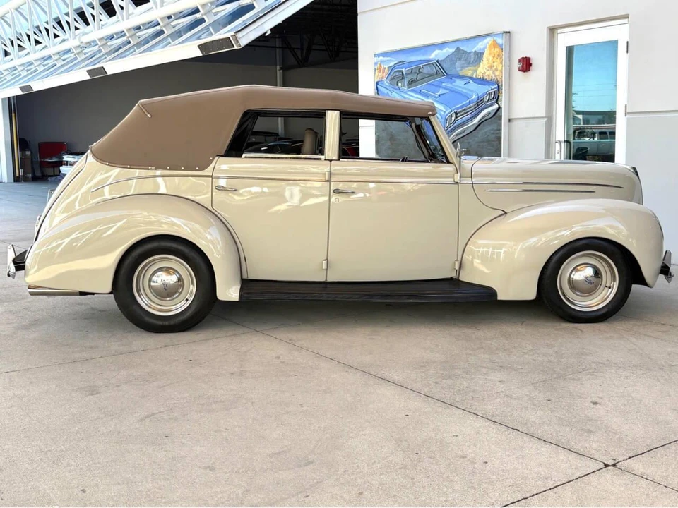 1939 Ford Standard & Deluxe & Super Deluxe - Image 21 of 31