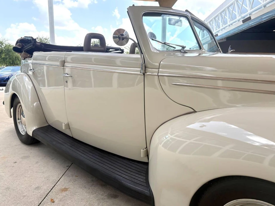 1939 Ford Standard & Deluxe & Super Deluxe - Image 18 of 31