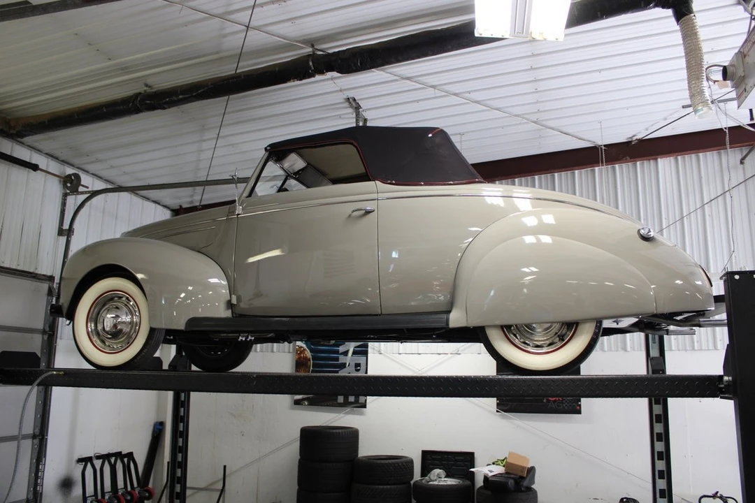 1939 Ford Standard & Deluxe & Super Deluxe - Image 24 of 24