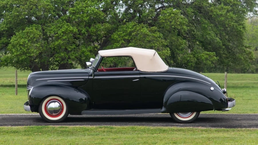1939 Ford Standard & Deluxe & Super Deluxe - Image 2 of 13