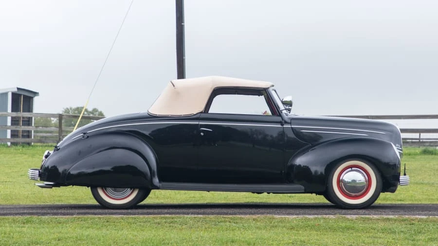 1939 Ford Standard & Deluxe & Super Deluxe - Image 8 of 13