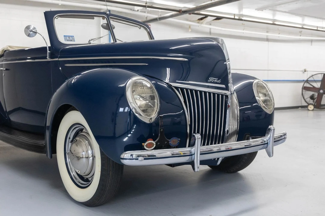 1939 Ford Standard & Deluxe & Super Deluxe - Image 12 of 31