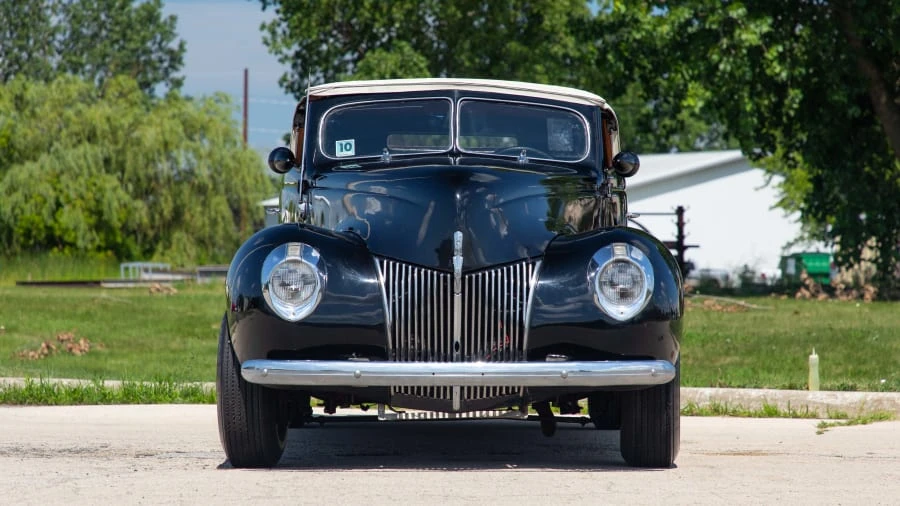 1939 Ford Standard & Deluxe & Super Deluxe - Image 10 of 13