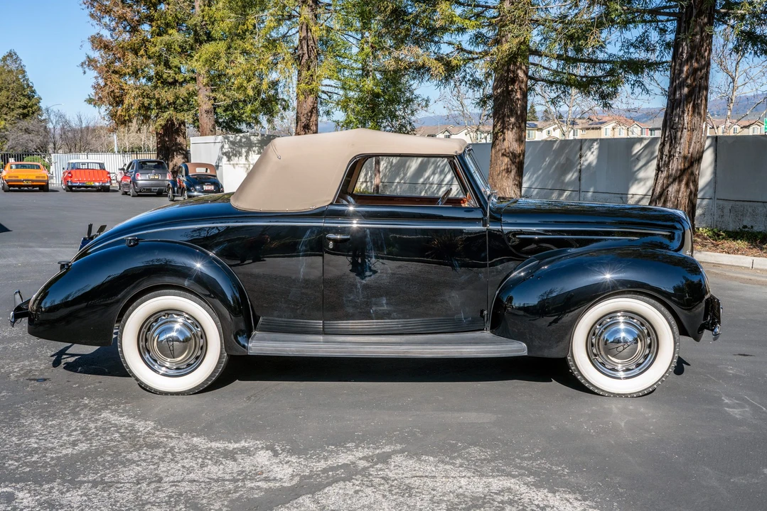 1939 Ford Standard & Deluxe & Super Deluxe - Image 8 of 31