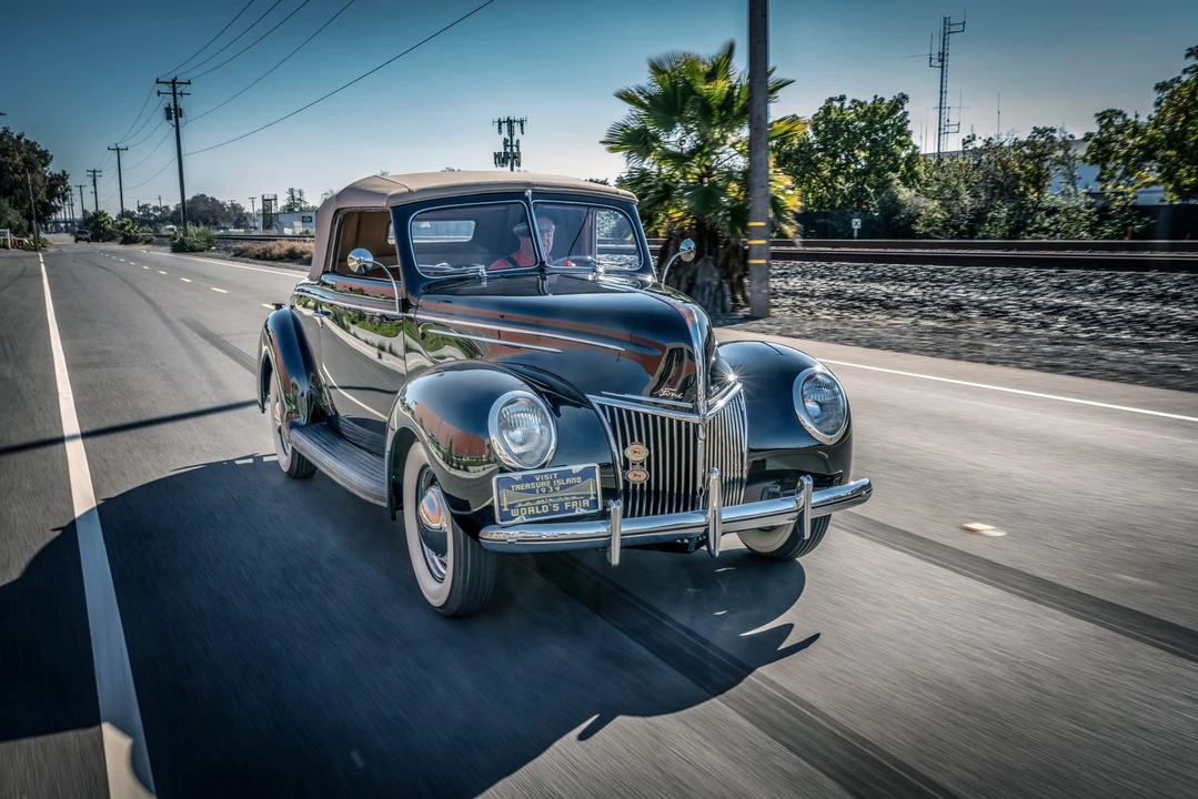 1939 Ford Standard & Deluxe & Super Deluxe - Image 14 of 31