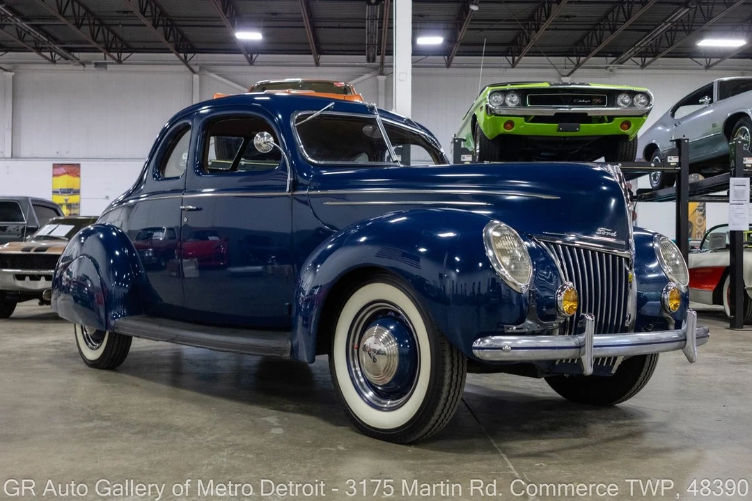 1939 Ford Standard & Deluxe & Super Deluxe - Image 10 of 31