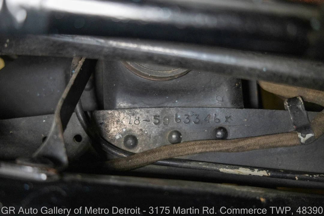1939 Ford Standard & Deluxe & Super Deluxe - Image 17 of 31
