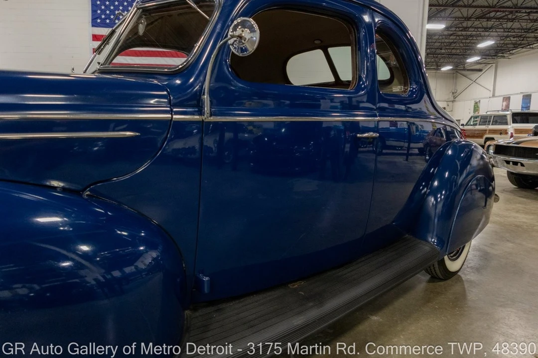 1939 Ford Standard & Deluxe & Super Deluxe - Image 21 of 31
