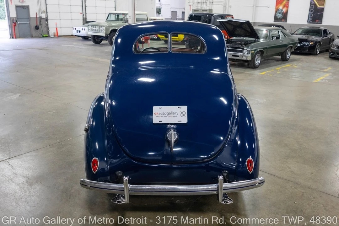 1939 Ford Standard & Deluxe & Super Deluxe - Image 5 of 31