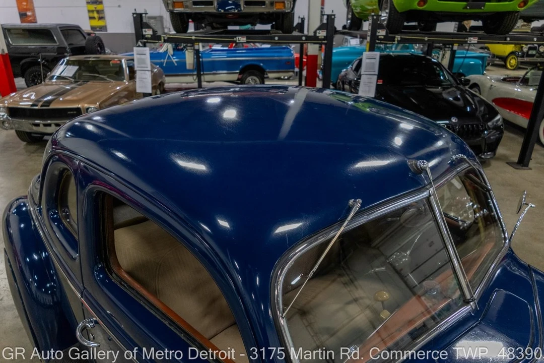 1939 Ford Standard & Deluxe & Super Deluxe - Image 14 of 31