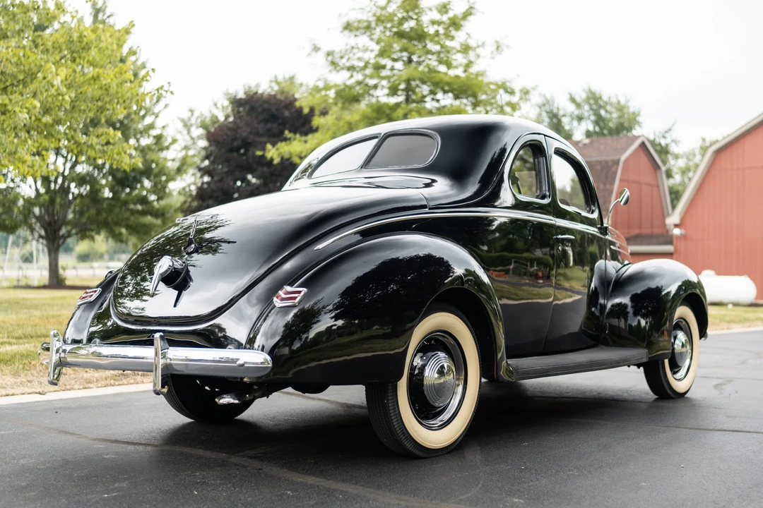 1939 Ford Standard & Deluxe & Super Deluxe - Image 6 of 31