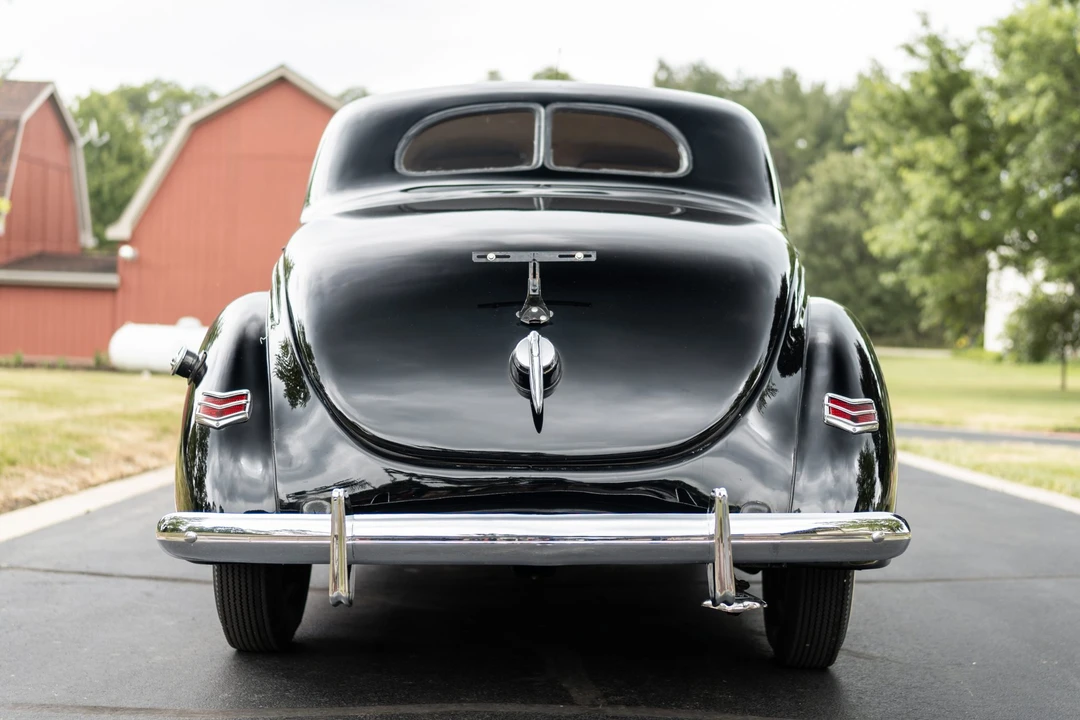1939 Ford Standard & Deluxe & Super Deluxe - Image 7 of 31