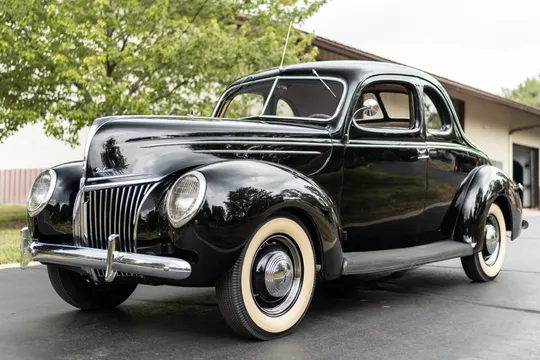 1939 Ford Deluxe Coupe