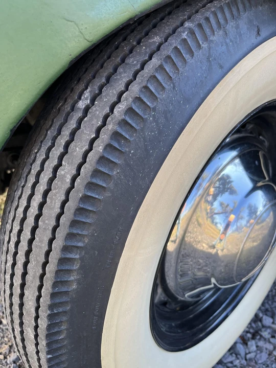 1939 Ford Standard & Deluxe & Super Deluxe - Image 28 of 31