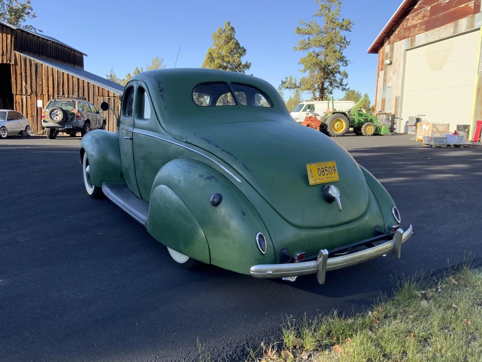 1939 Ford Standard & Deluxe & Super Deluxe - Image 10 of 31