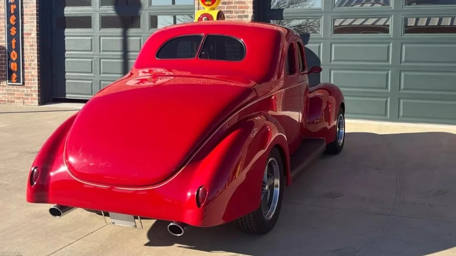 1939 Ford Standard & Deluxe & Super Deluxe - Image 2 of 17