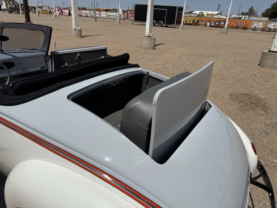 1939 Ford Standard & Deluxe & Super Deluxe - Image 7 of 21
