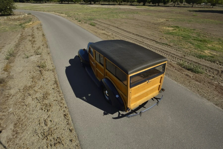 1939 Ford Standard & Deluxe & Super Deluxe - Image 25 of 31