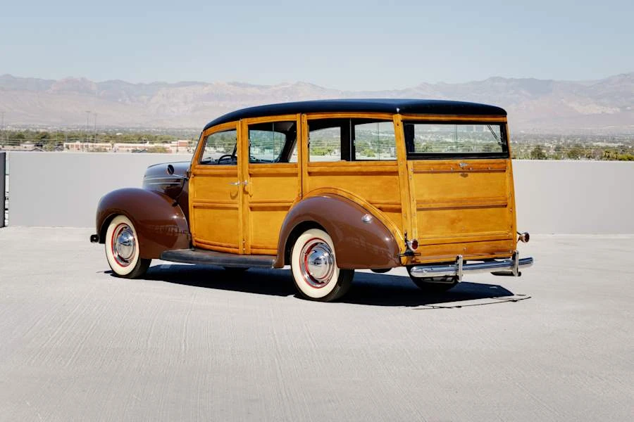 1939 Ford Standard & Deluxe & Super Deluxe - Image 10 of 31