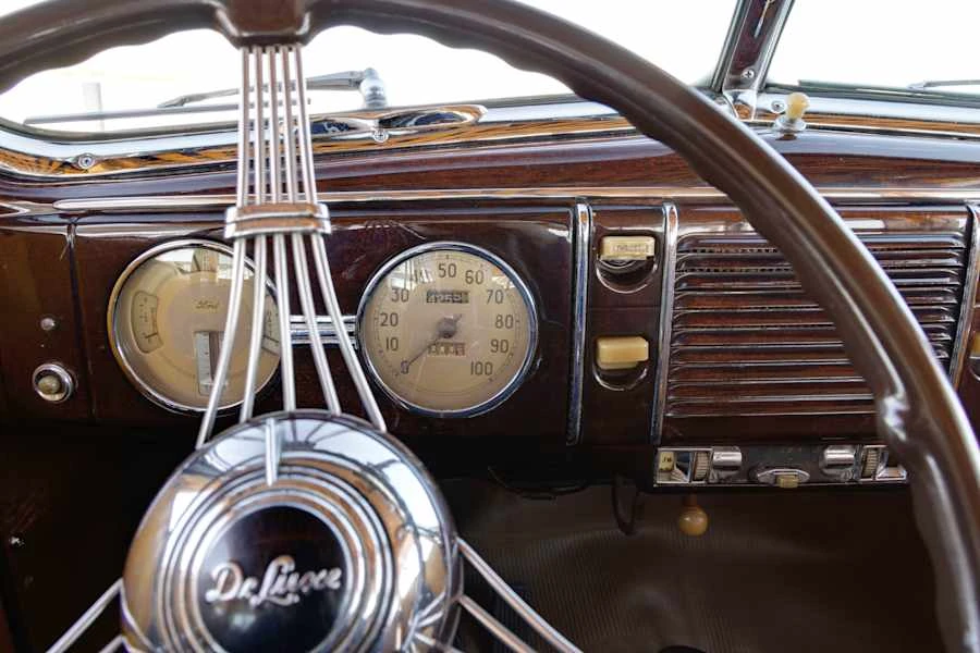 1939 Ford Standard & Deluxe & Super Deluxe - Image 30 of 31