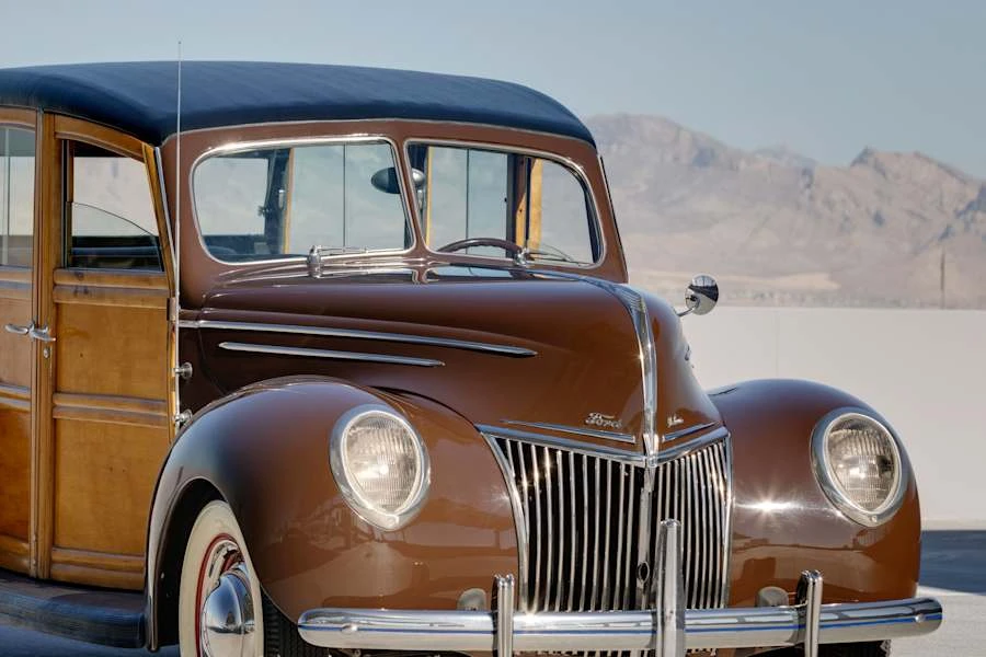 1939 Ford Standard & Deluxe & Super Deluxe - Image 16 of 31