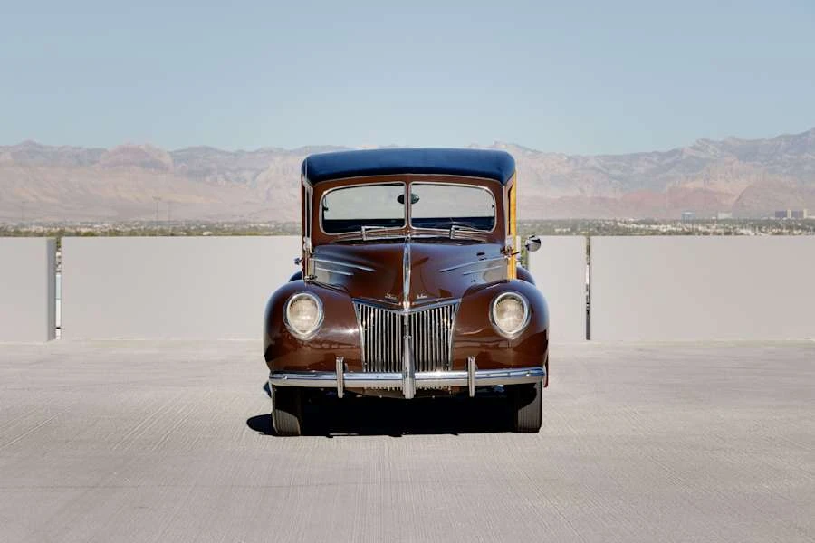 1939 Ford Standard & Deluxe & Super Deluxe - Image 4 of 31