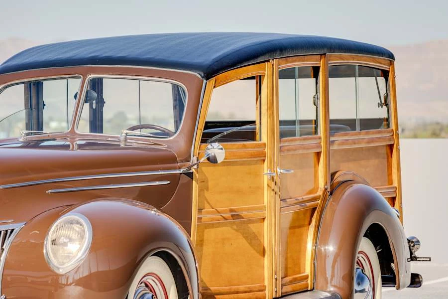 1939 Ford Standard & Deluxe & Super Deluxe - Image 20 of 31