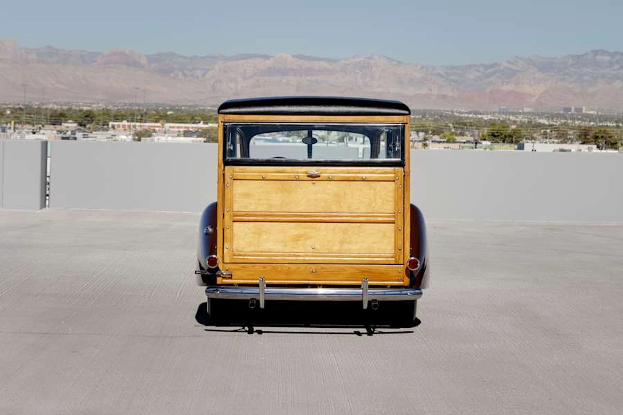 1939 Ford Standard & Deluxe & Super Deluxe - Image 5 of 31
