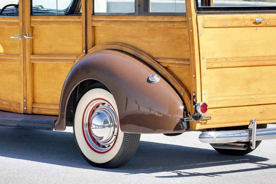 1939 Ford Standard & Deluxe & Super Deluxe - Image 15 of 31