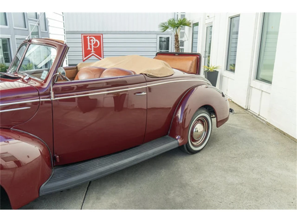 1939 Ford Standard & Deluxe & Super Deluxe - Image 5 of 12
