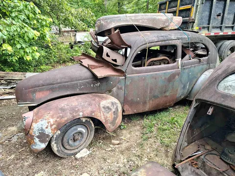 1939 Ford Coupe