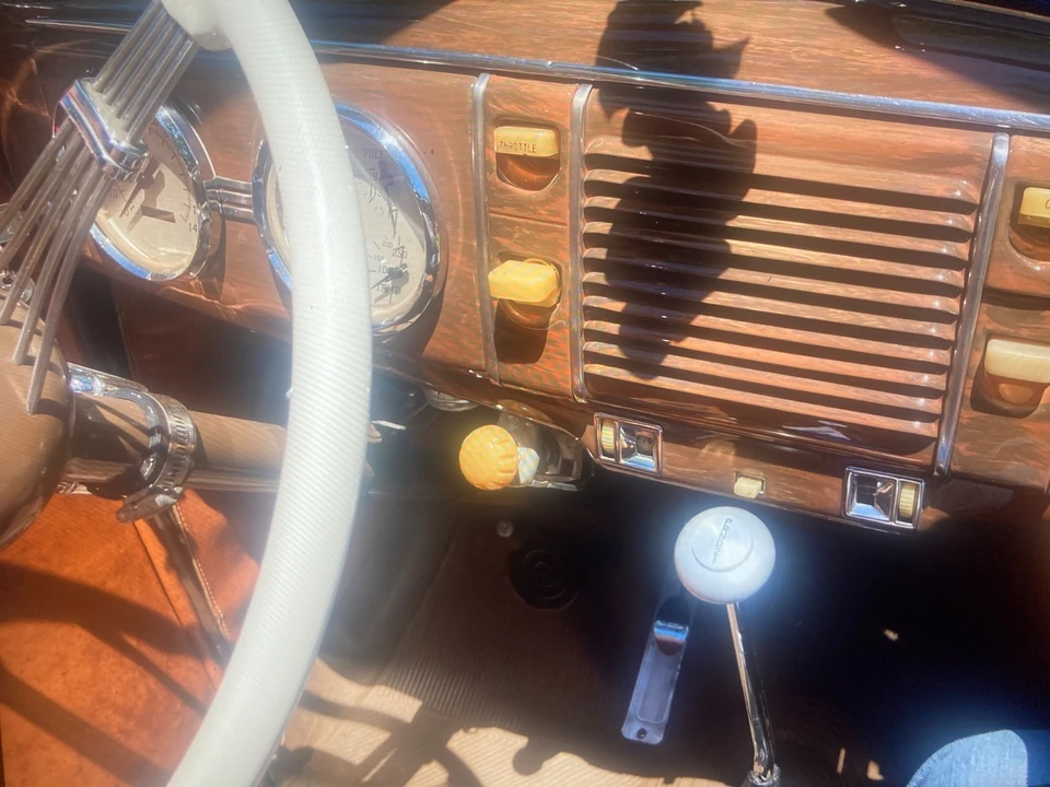 1939 Ford Standard & Deluxe & Super Deluxe - Image 20 of 30